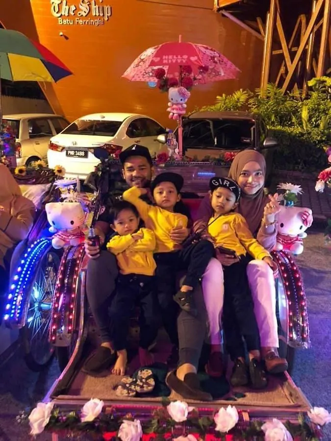 Pangsapuri Kasih Sayang @ Batu Ferringhi Beach & Night Market Walk Apartment
